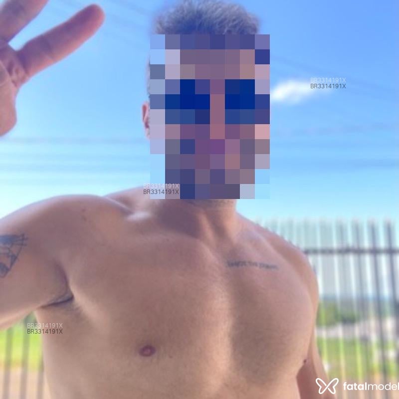 Acompanhante Leonardo - Feed