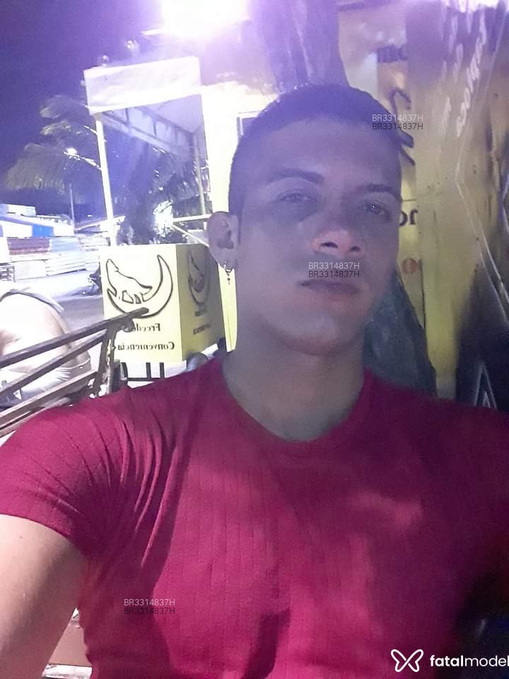 Acompanhante Thiago Bruzaca - Feed