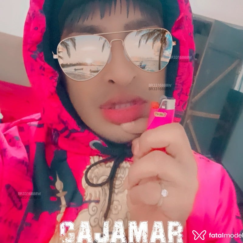 Acompanhante Oiluminado - Feed
