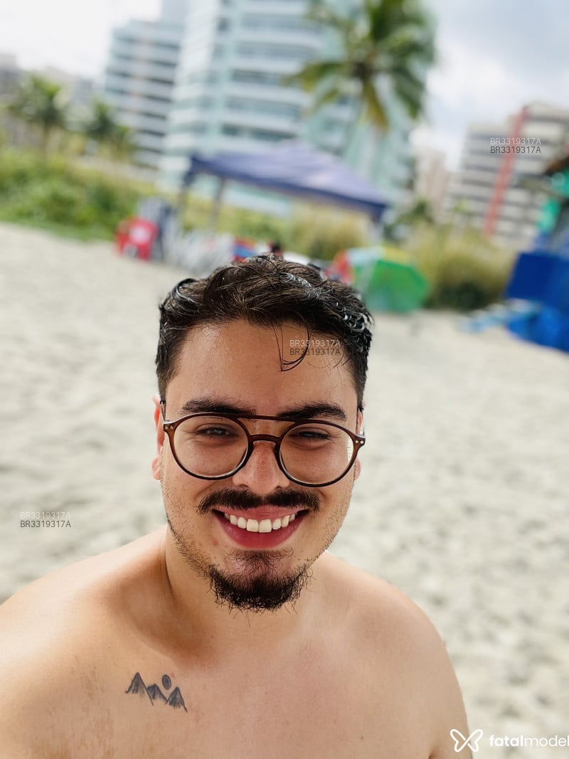 Acompanhante Chris - Feed