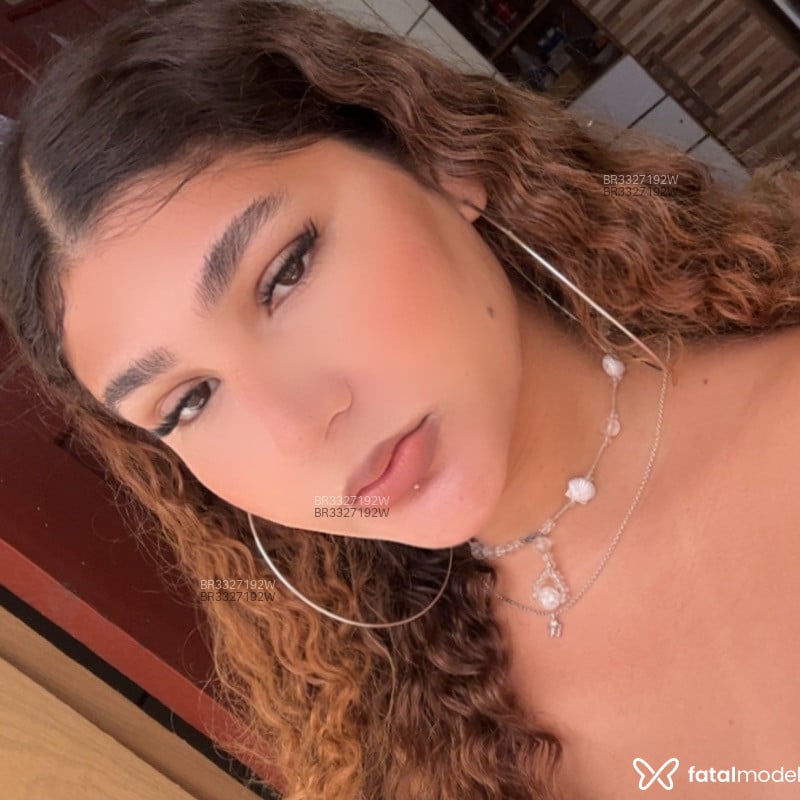 Acompanhante Ayra Alves - Feed