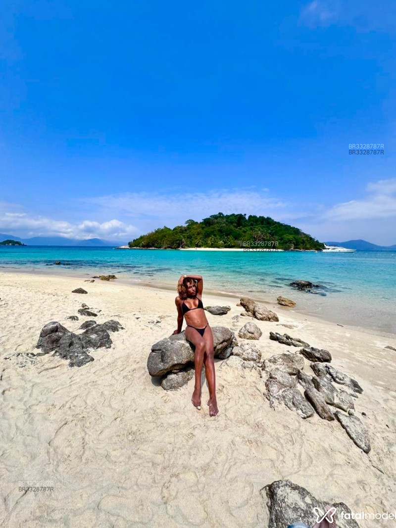 Acompanhante Morena - Feed