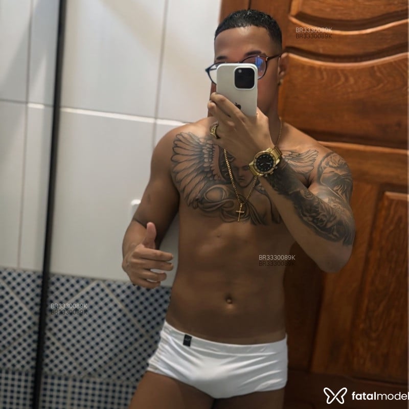 Acompanhante Cauã Lucas - Feed