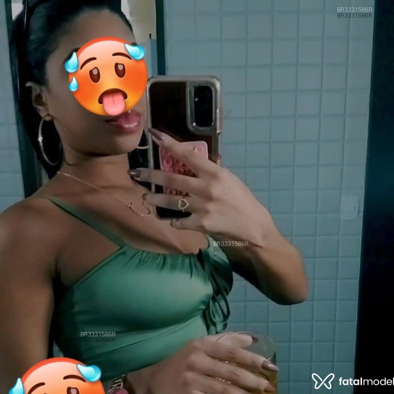 Acompanhante Cristina - Feed