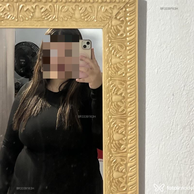 Acompanhante Kat - Feed
