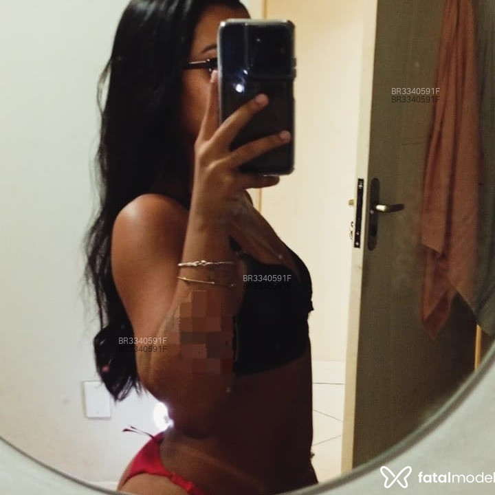 Acompanhante Morena - Feed