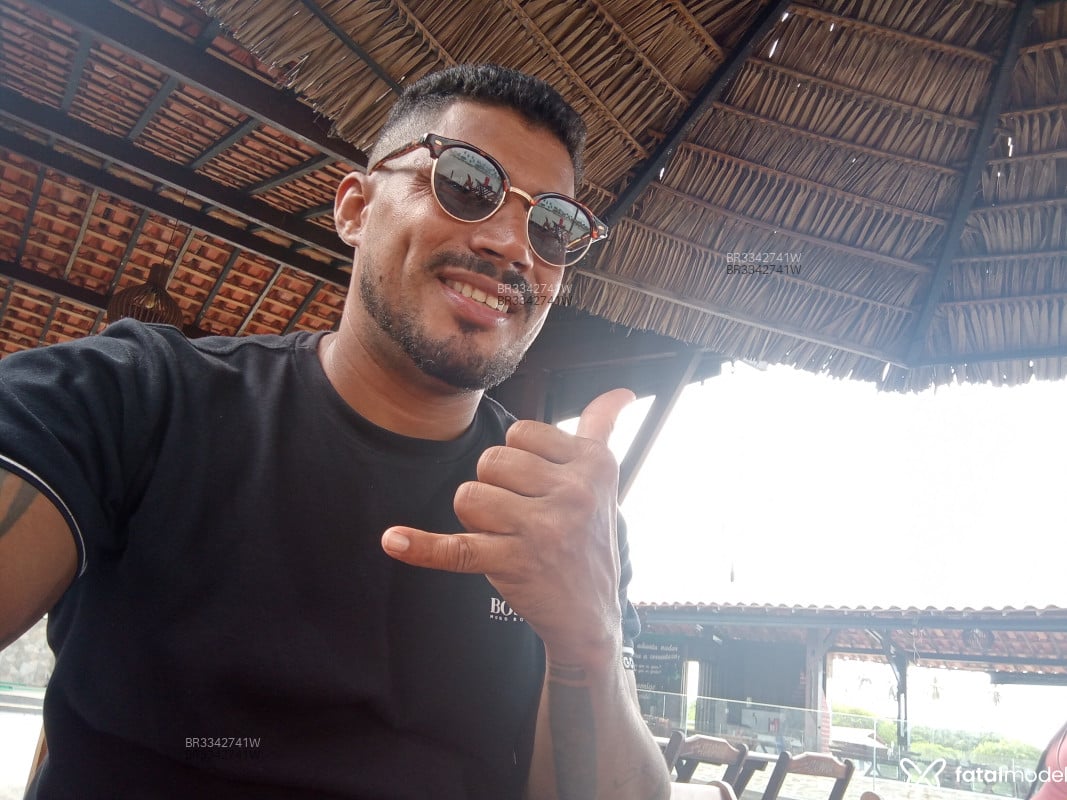 Acompanhante Jhony - Feed