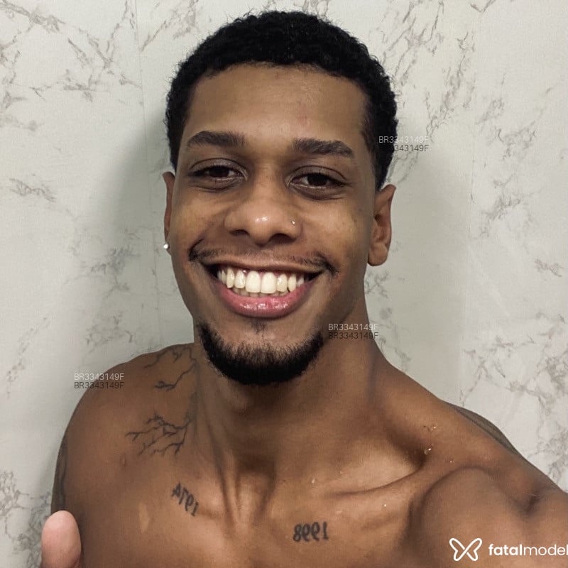 Acompanhante Vinicius - Feed
