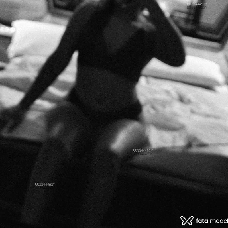 Acompanhante Evinha - Feed
