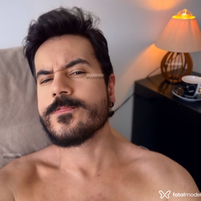 Acompanhante Henrí Ferraz - Feed