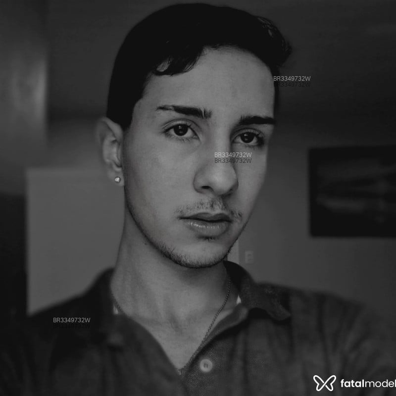 Acompanhante Mathias - Feed