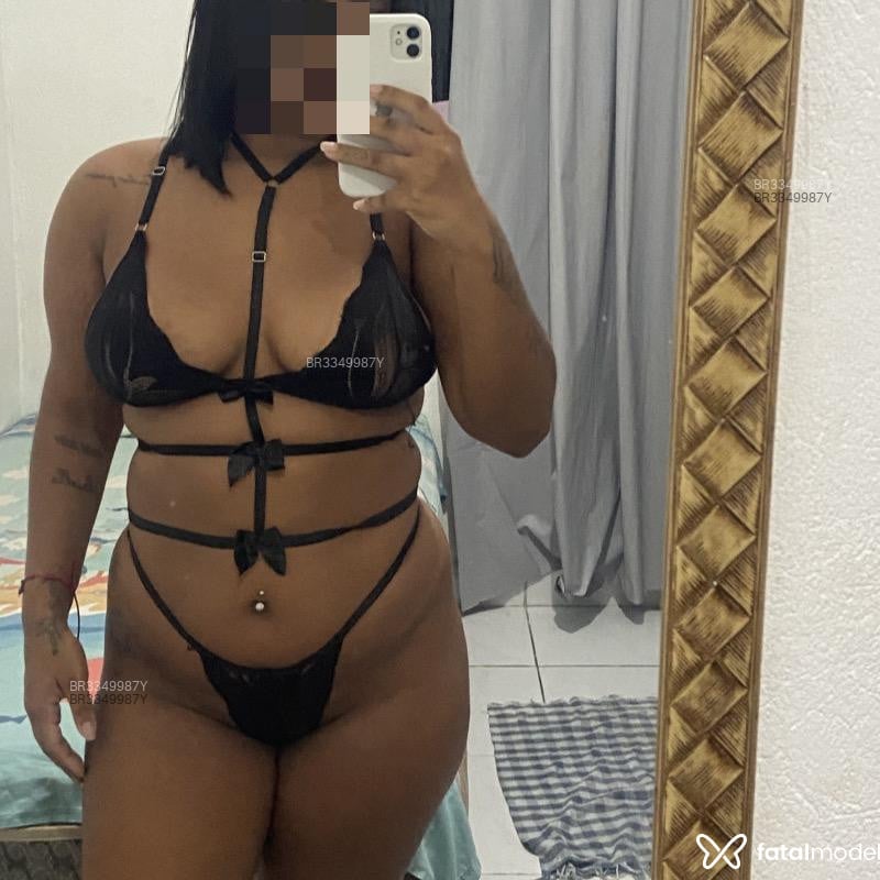 Acompanhante Morena - Feed