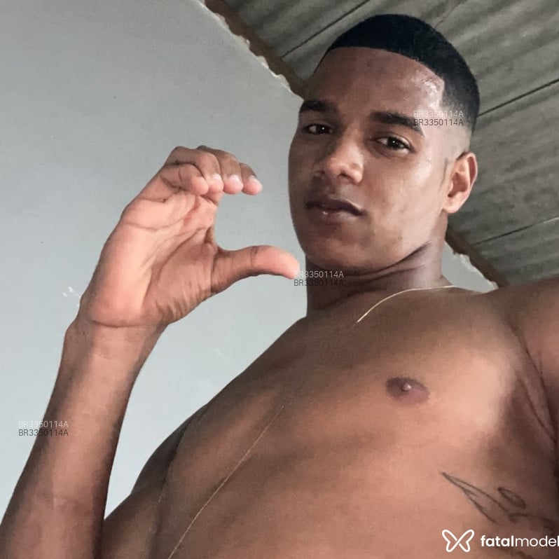 Acompanhante Wallace - Feed