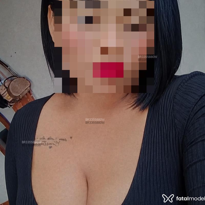 Acompanhante Liz - Feed