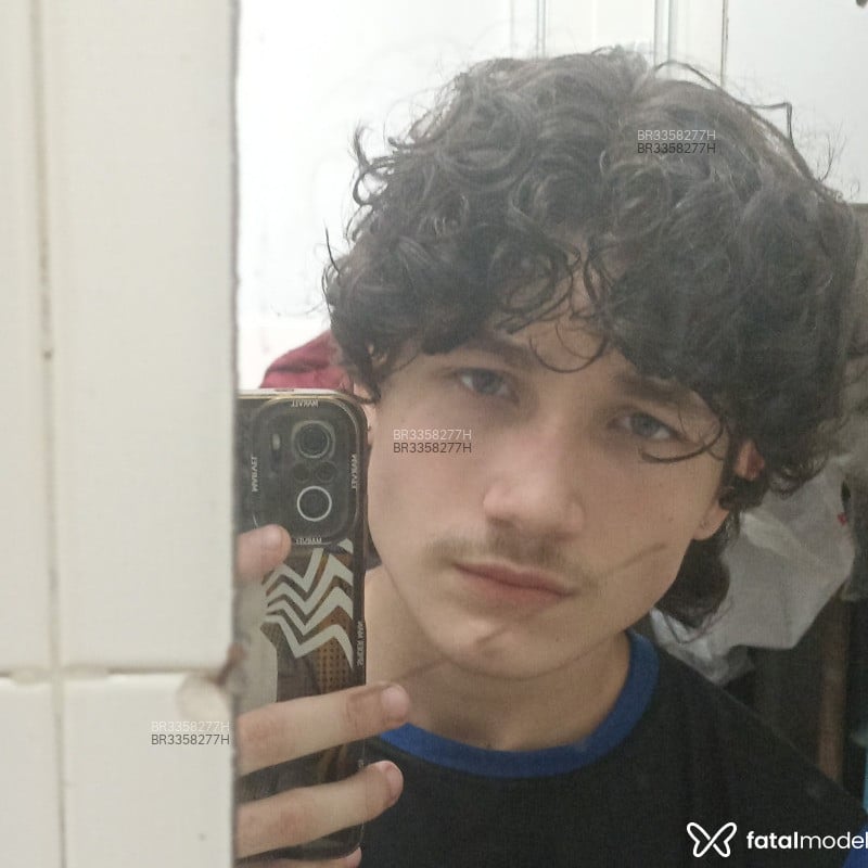 Acompanhante Cristiano - Feed