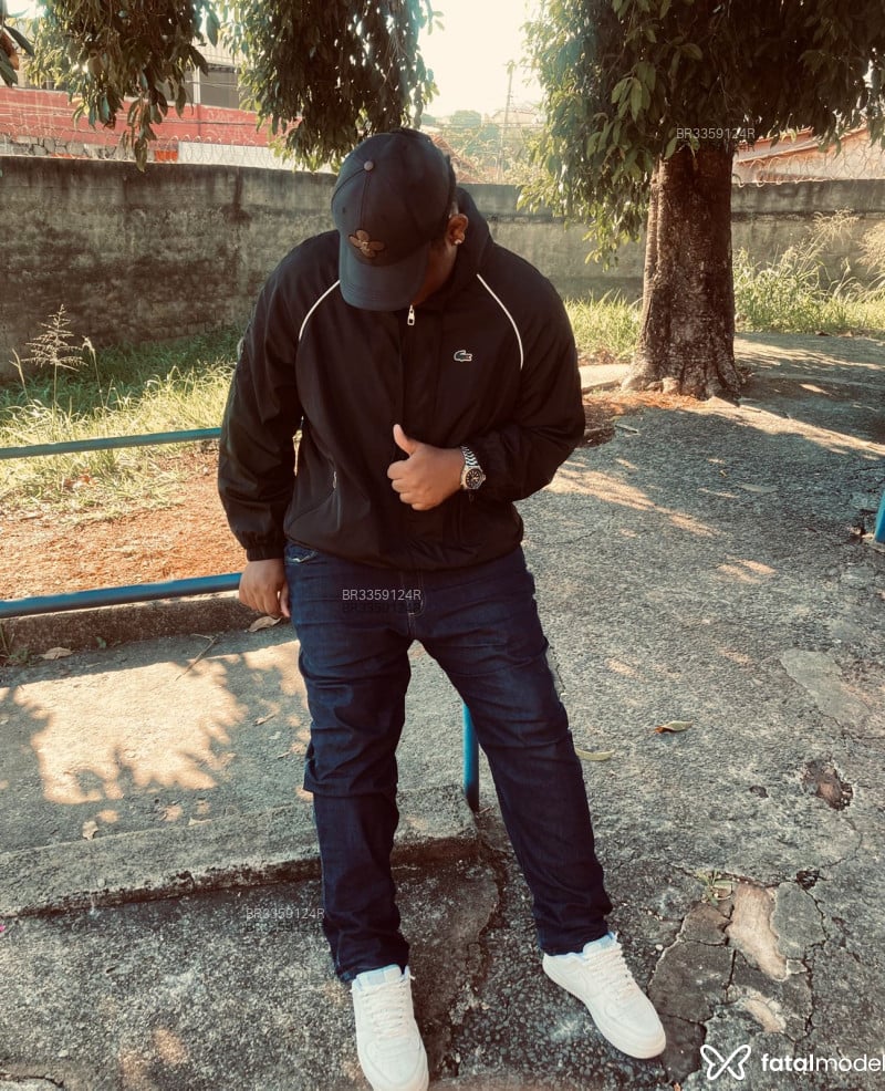 Acompanhante Ezequiel - Feed