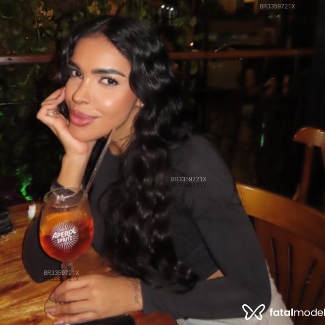 Acompanhante Ornella - Feed