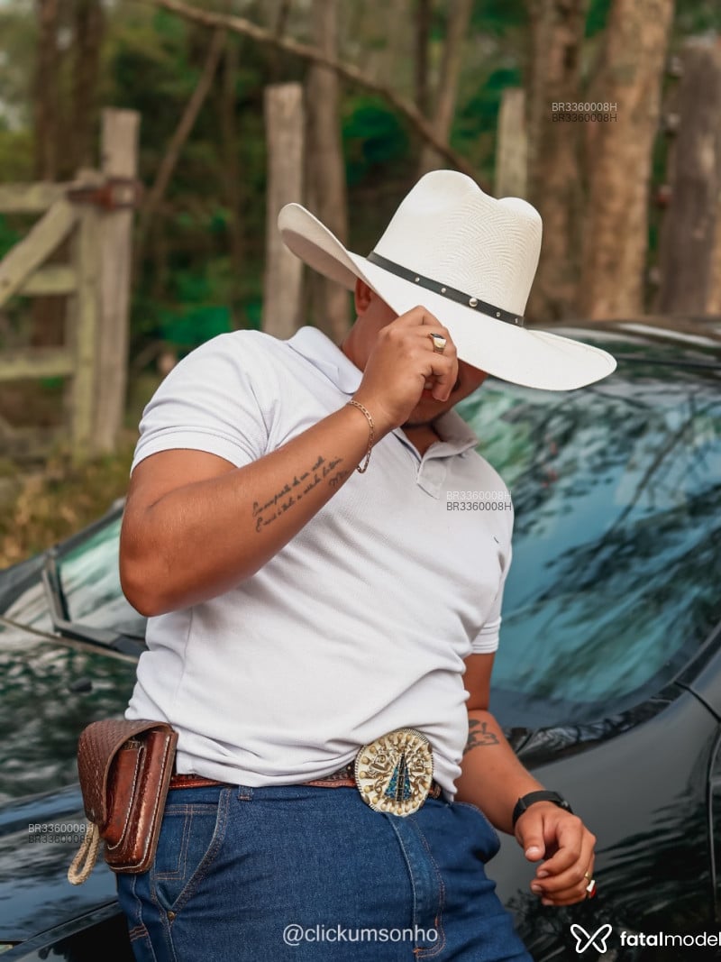 Acompanhante Guilherme - Feed