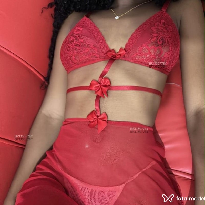 Acompanhante Luiza - Feed