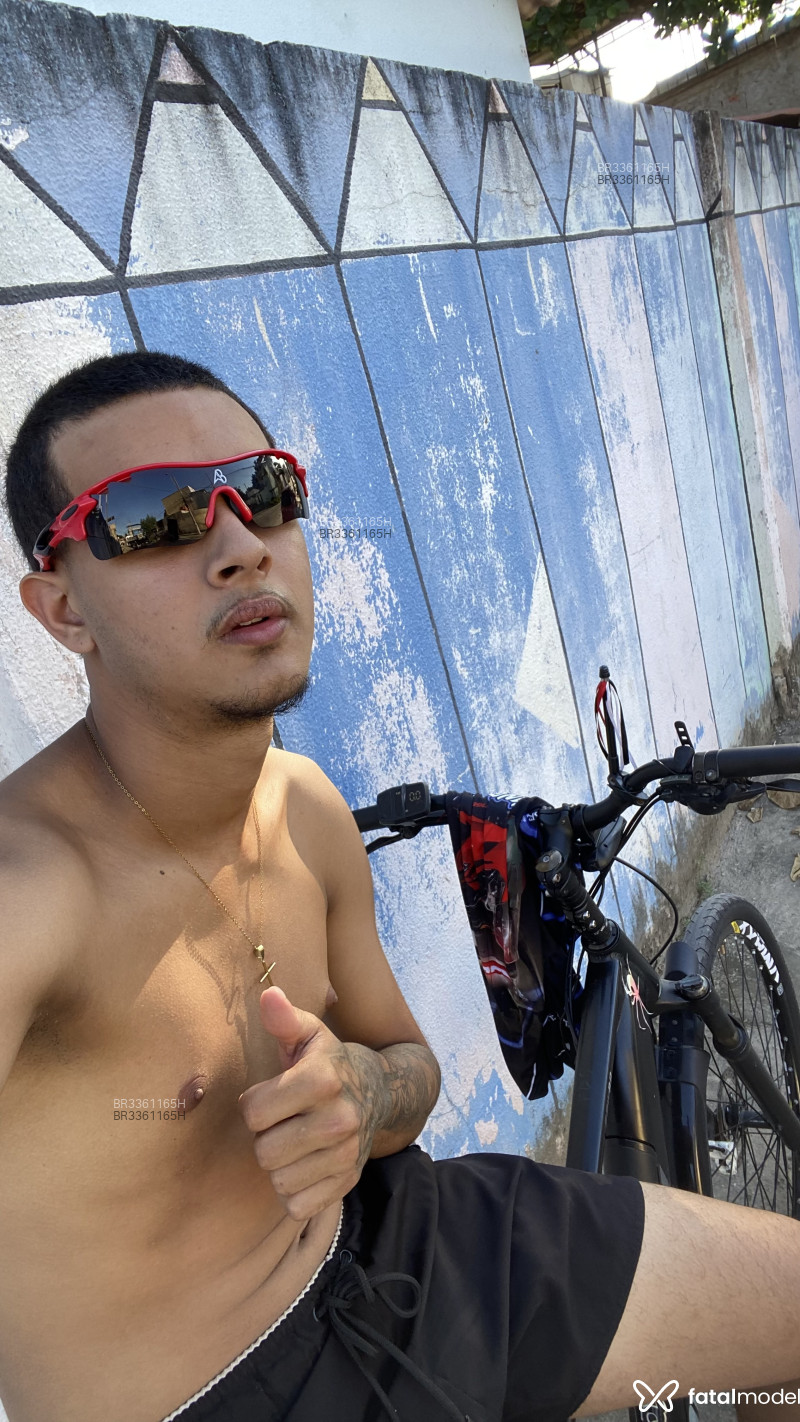 Acompanhante Guilherme - Feed