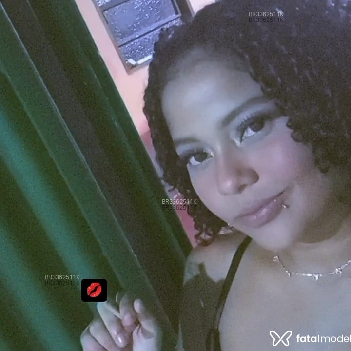 Acompanhante Sarah - Feed
