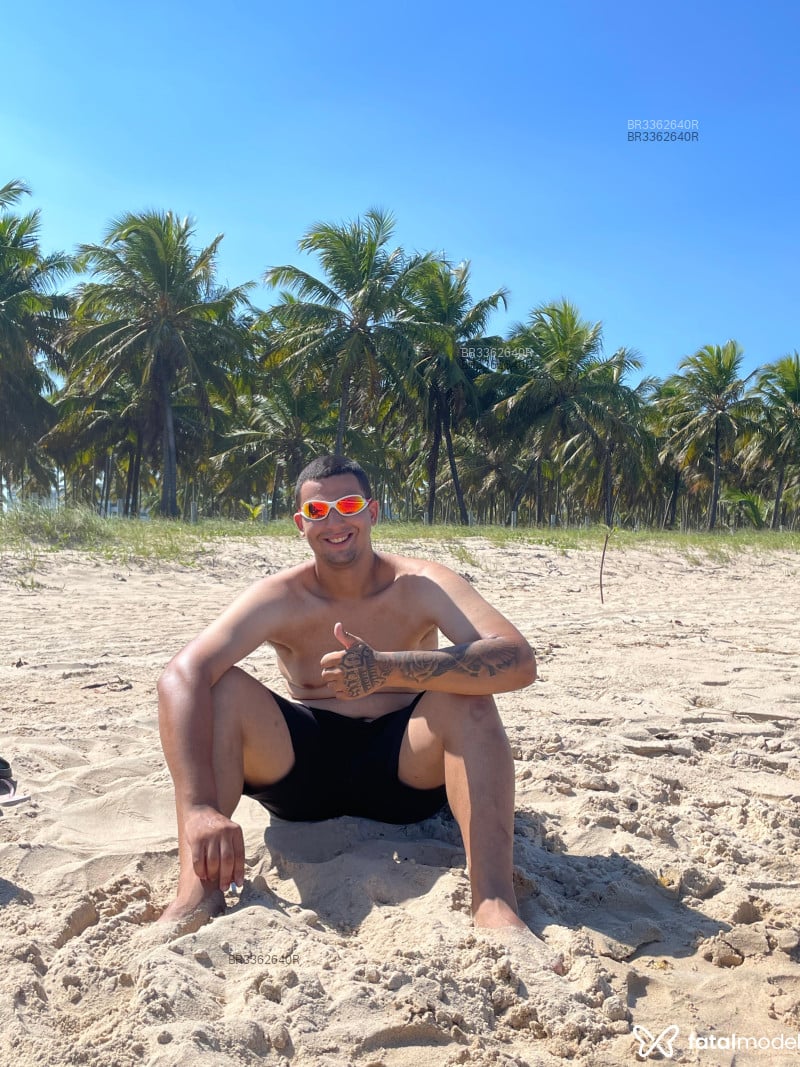 Acompanhante Fernando Henrique - Feed