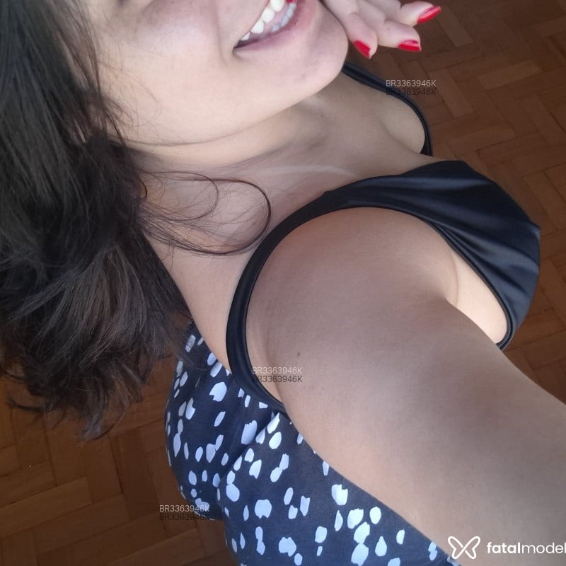 Acompanhante Ana - Feed