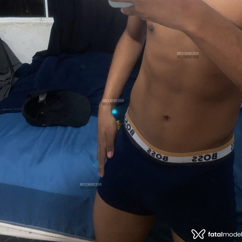 Acompanhante Matheus - Feed