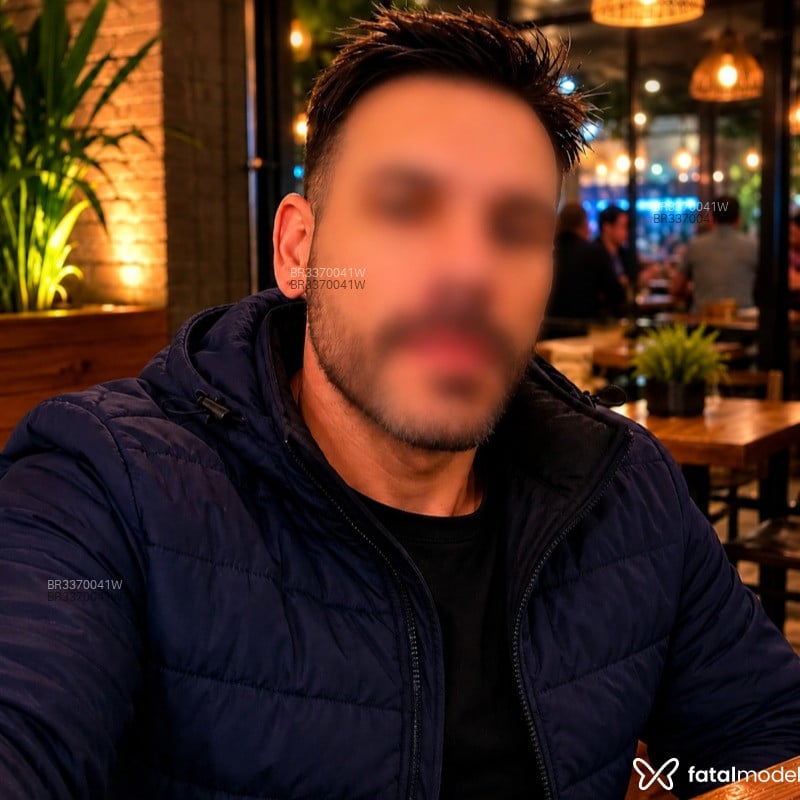 Acompanhante Arthur - Feed