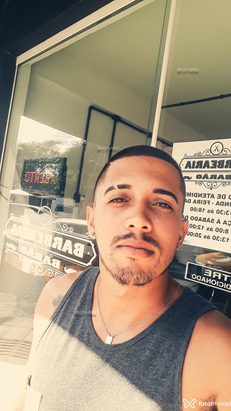 Acompanhante Mr Amaral - Feed