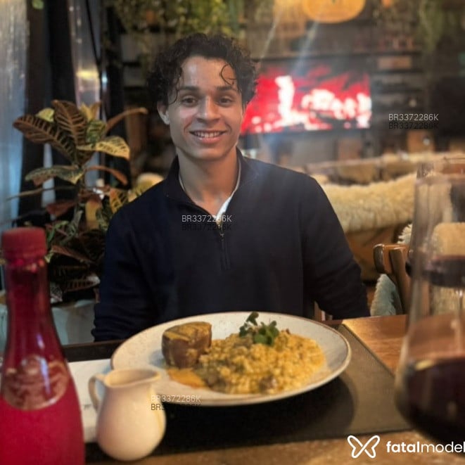 Acompanhante Ferreira - Feed
