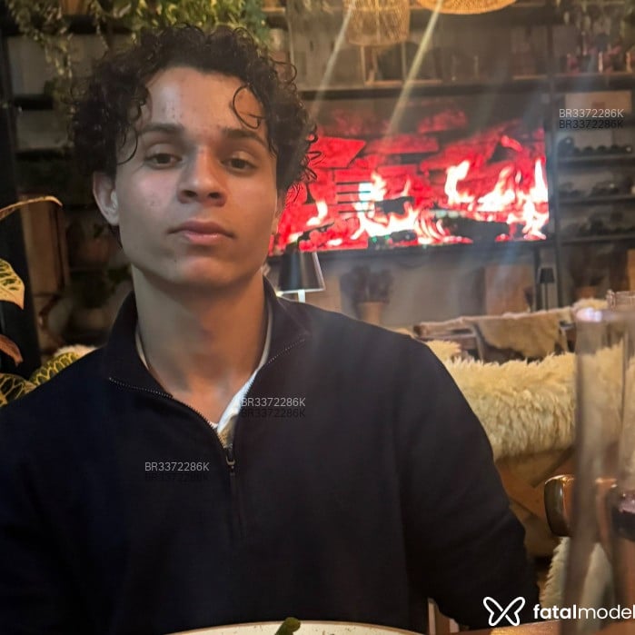 Acompanhante Ferreira - Feed