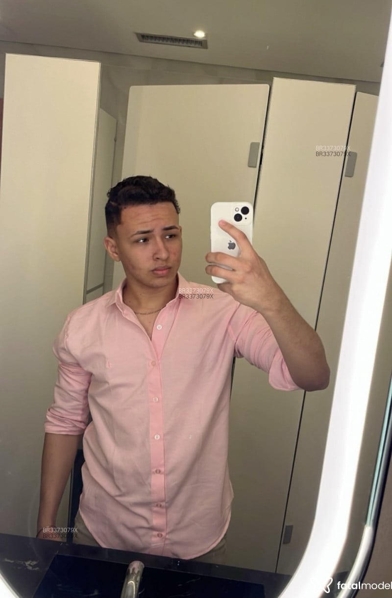 Acompanhante Brenno - Feed