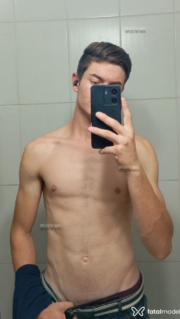 Acompanhante Felipe - Feed