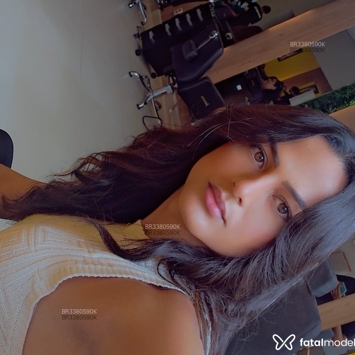 Acompanhante Bella - Feed