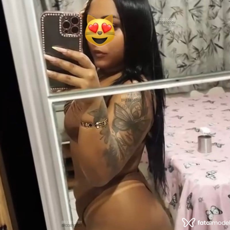 Acompanhante Milla - Feed