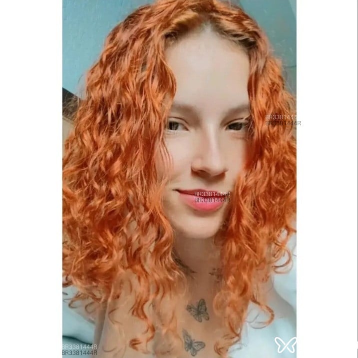 Acompanhante Clarisse - Feed