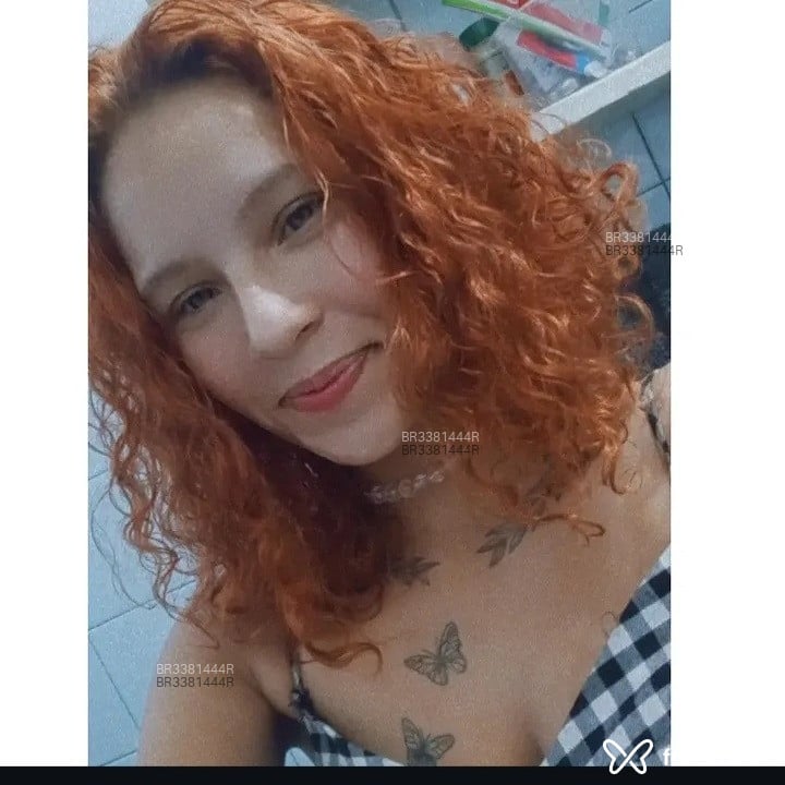 Acompanhante Clarisse - Feed