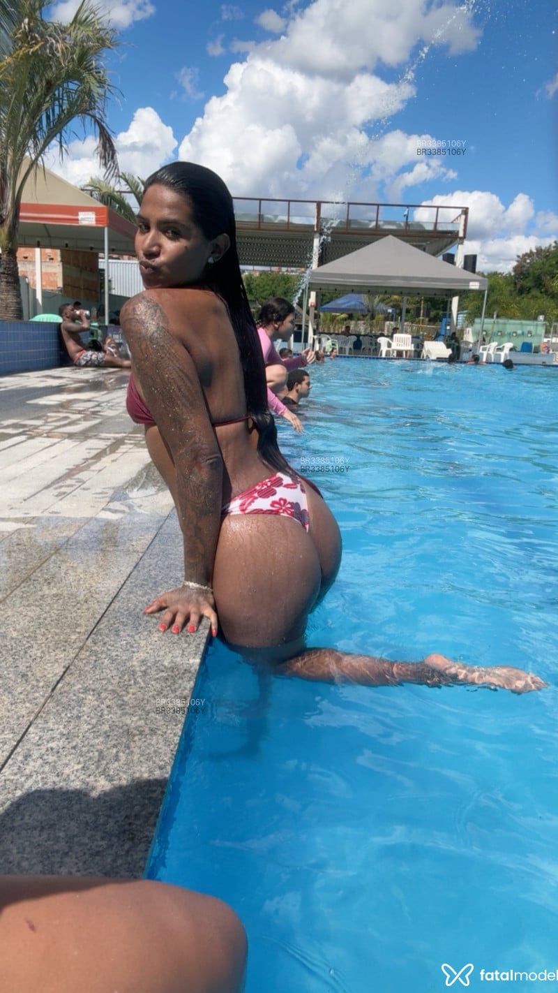Acompanhante Izadora Lage - Feed