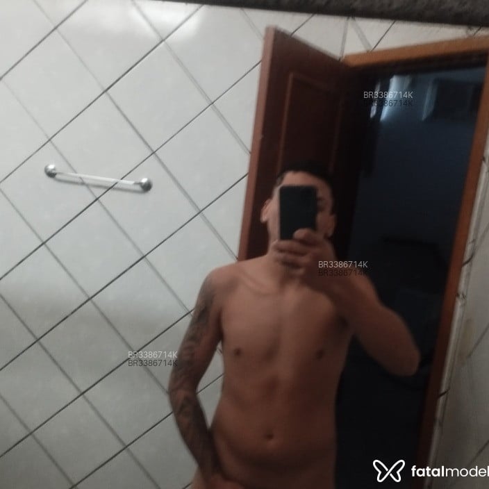 Acompanhante Miguel - Feed