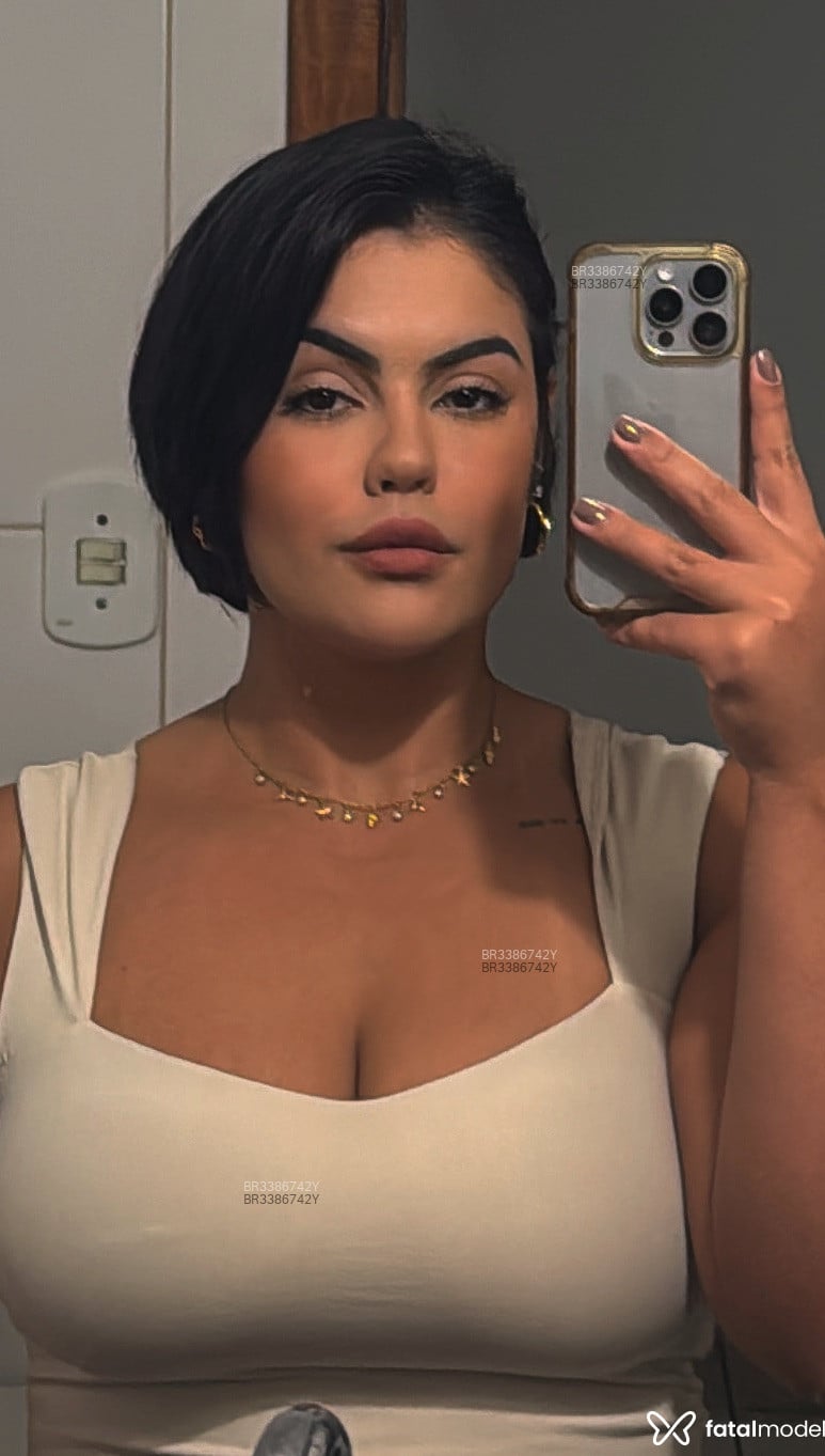 Acompanhante Ayla Alencar - Feed