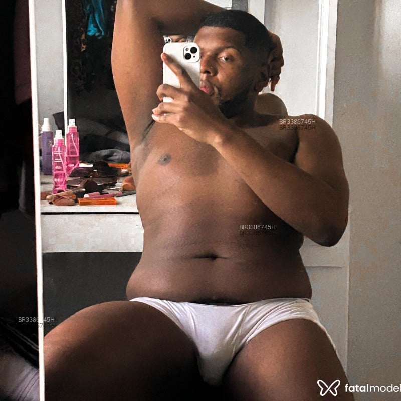 Acompanhante Matheus Possas - Feed