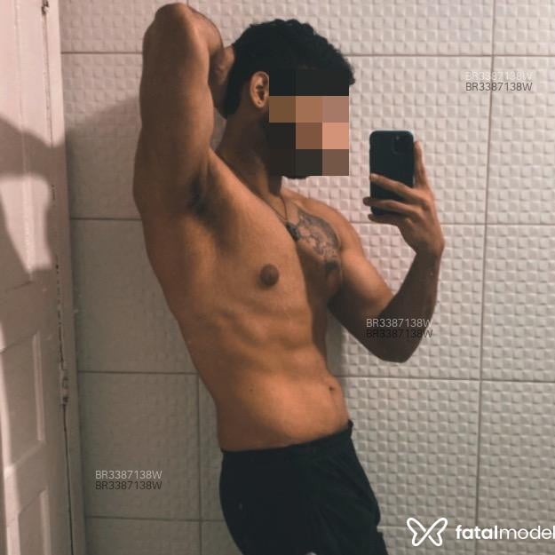 Acompanhante Carlos - Feed
