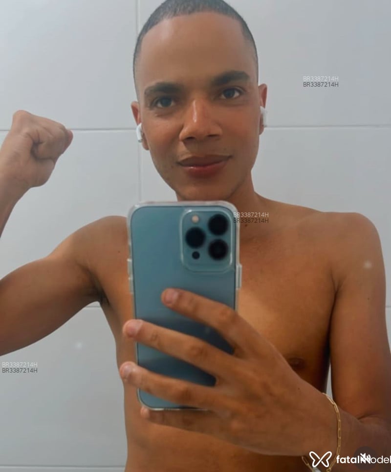 Acompanhante Eduardo Souto - Feed