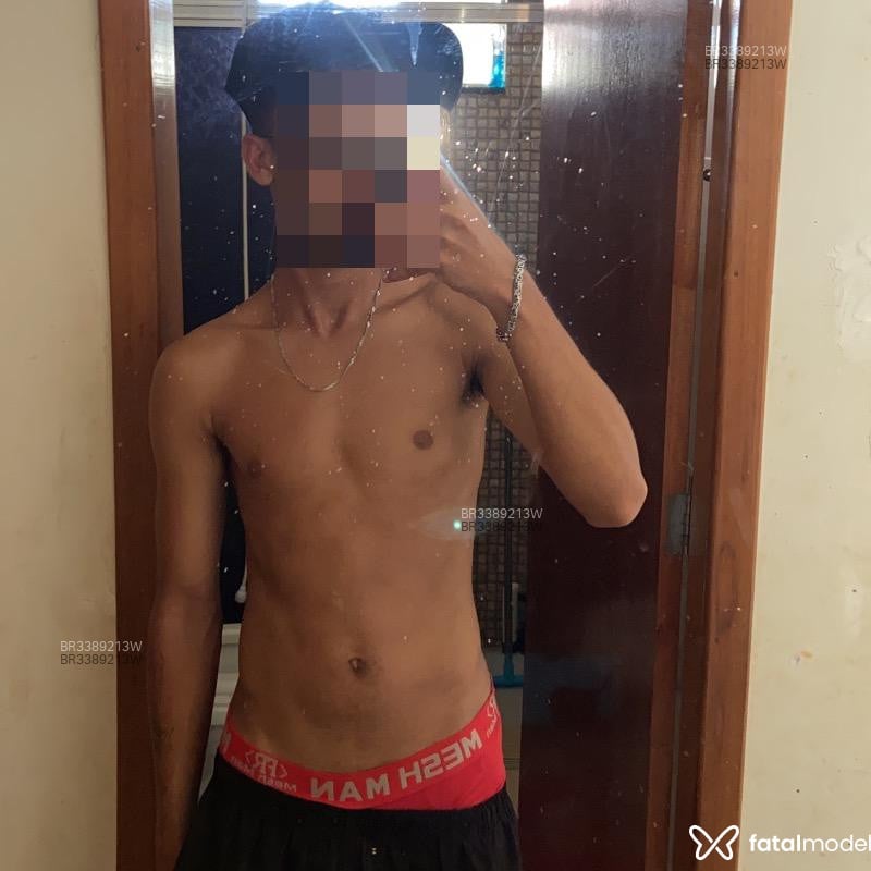 Acompanhante Matheus - Feed