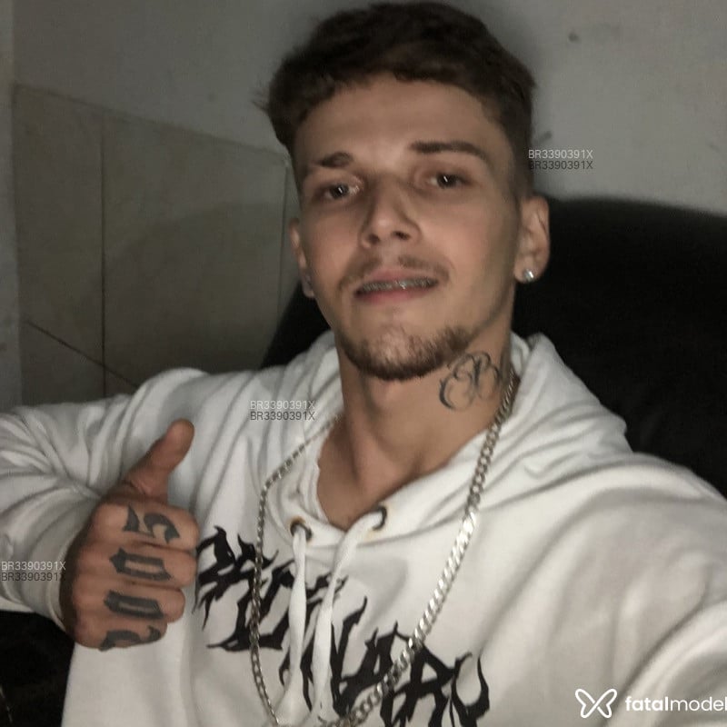Acompanhante Luís Felipe - Feed