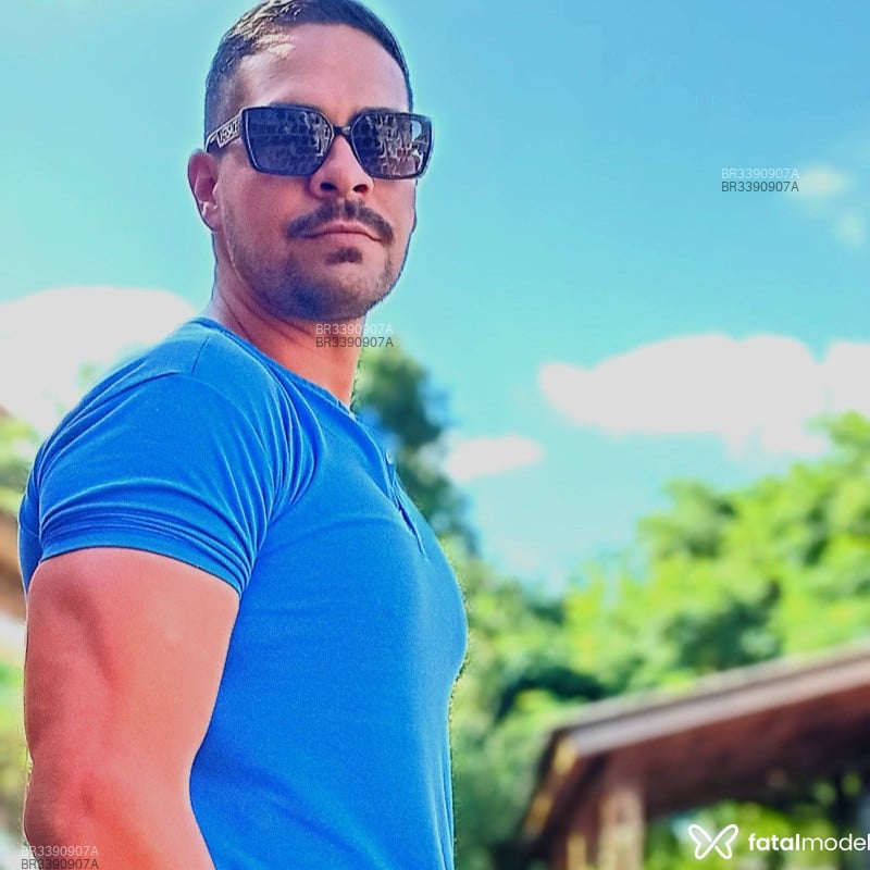 Acompanhante Carlos - Feed
