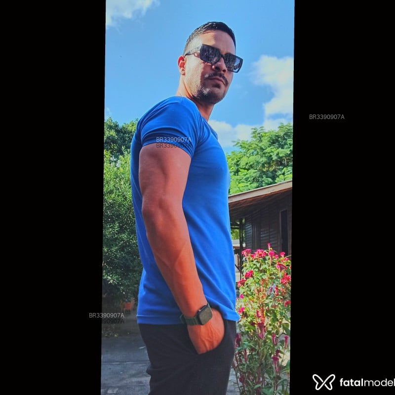Acompanhante Carlos - Feed