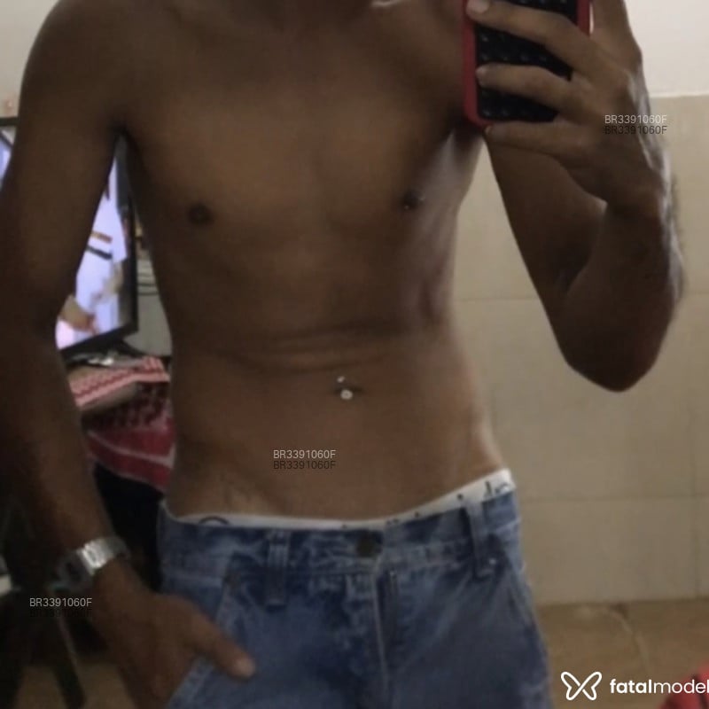 Acompanhante Rian Santos - Feed
