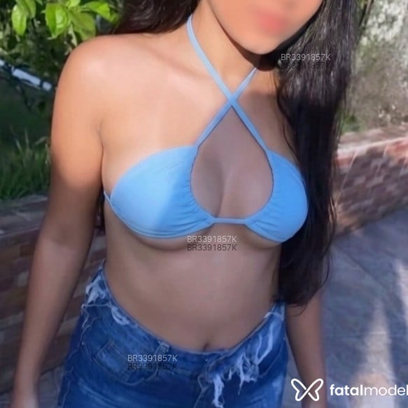 Acompanhante Mirelle - Feed
